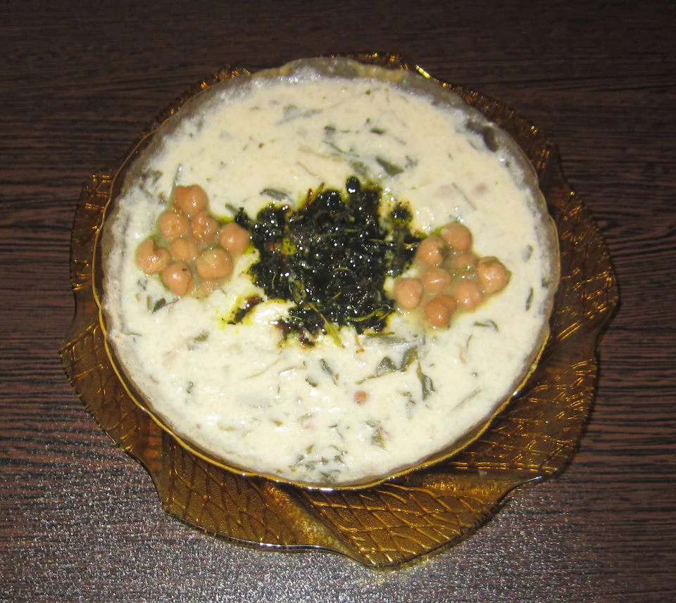 Ash Reshteh (Persian Noodle and Herb Soup)