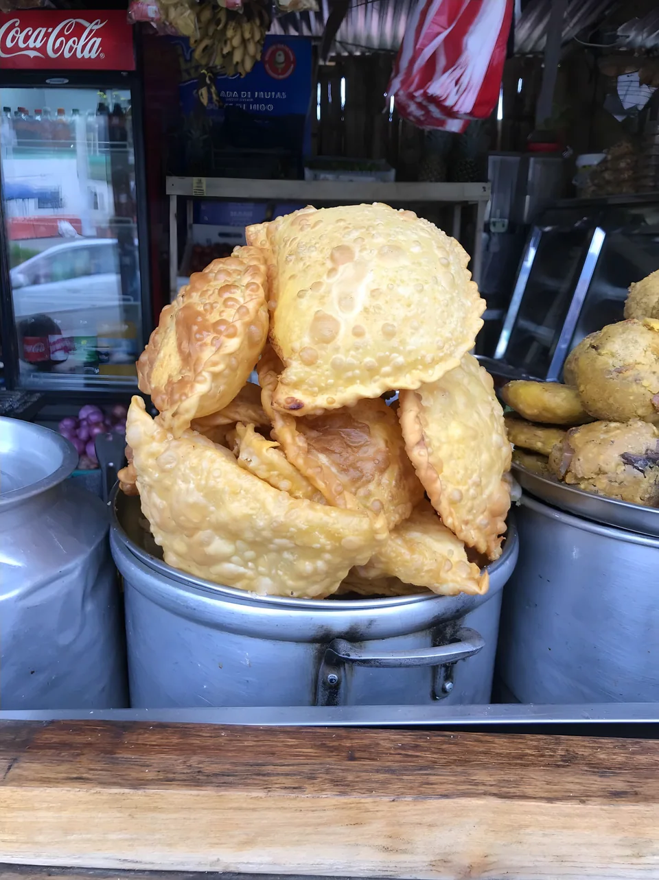 Empanadas de Viento (Ecuadorian Cheese Empanadas)