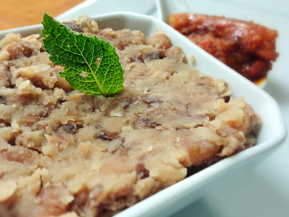 Ewa Agoyin (Beans with Pepper Sauce)