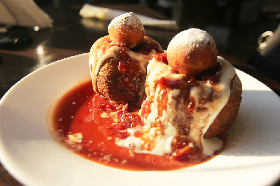 Papanasi (Romanian Cheese Doughnuts)